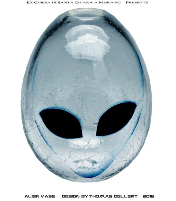 Alien vase 
